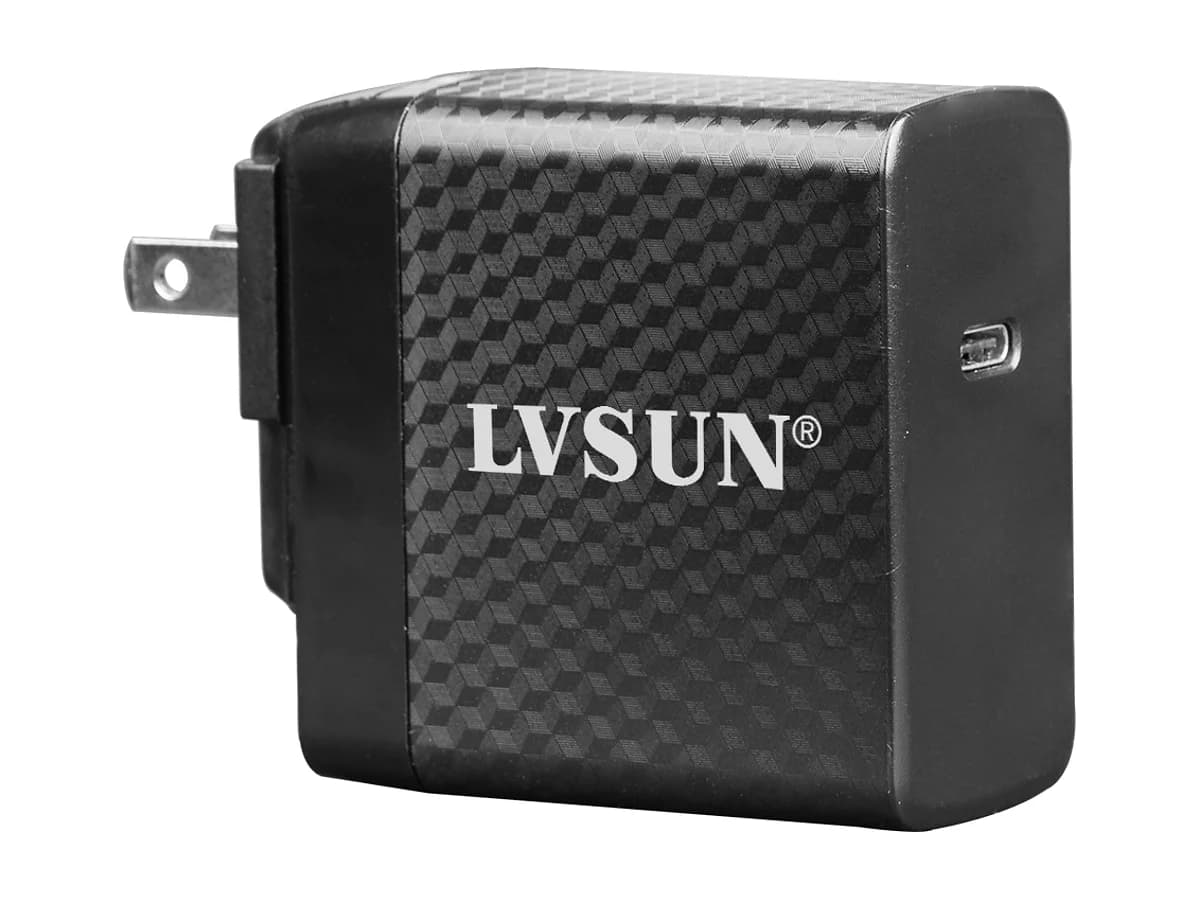 LVSUN LS-GS65-1C 65W USB-C charger fitted with the US plug